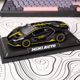  [1:32] Mô hình xe Fullbox có đế trưng bày 