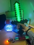  Đèn để bàn, đèn ngủ trang trí Kiếm Minecraft + chân đế sạc 