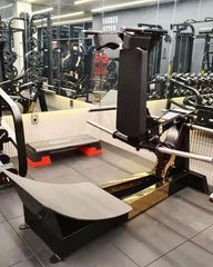 MÁY ĐẠP CHÂN︱PLATE LOADED SQUAT︱VNS001