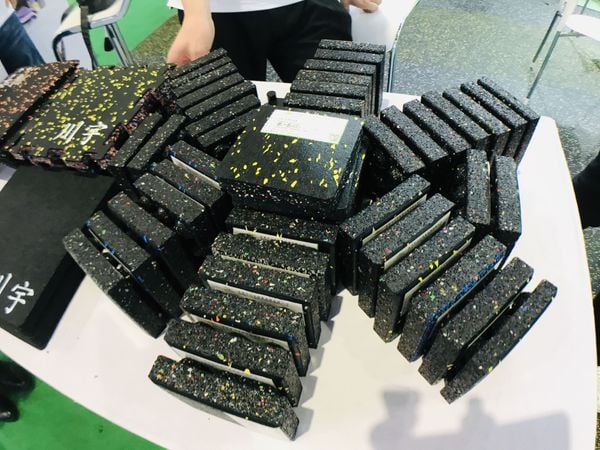 Gạch Cao Su Mặt Thảm