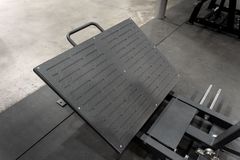 Máy Đạp Chân︱Tank Multi Squat︱Tbtd 043