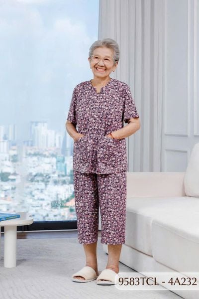 9583TCL -  Đồ bộ bông cho bà mặc nhà Thành Duyên chất liệu Thun cao cấp, cổ tàu, tay ngắn, quần lửng (2025)