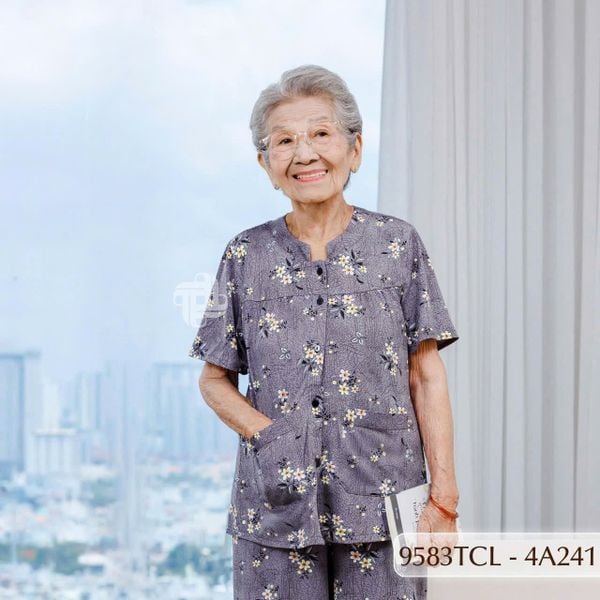 9583TCL -  Đồ bộ bông cho bà mặc nhà Thành Duyên chất liệu Thun cao cấp, cổ tàu, tay ngắn, quần lửng(4G)