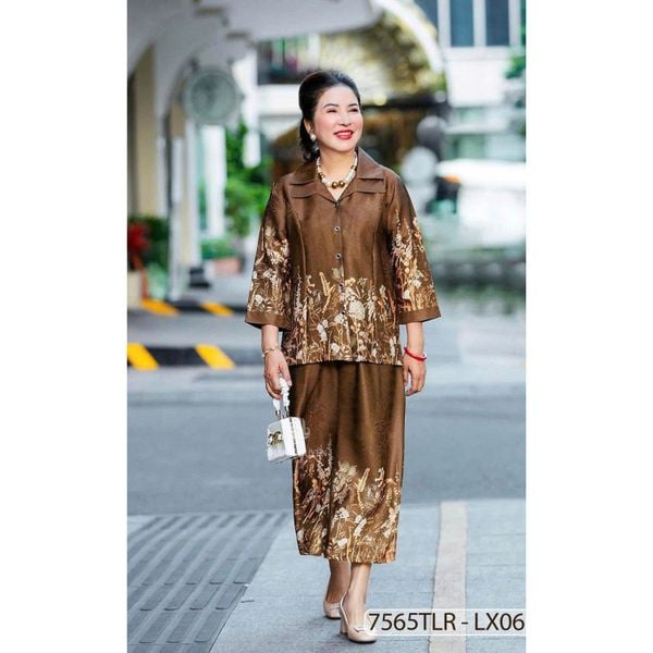7565TLR- Đồ bộ Lụa nữ trung niên mặc nhà Thành Duyên tay lỡ cỏ xếp ly, quần dài