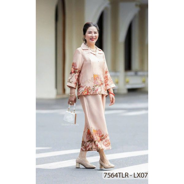 7565TLR- Đồ bộ Lụa nữ trung niên mặc nhà Thành Duyên tay lỡ cỏ xếp ly, quần dài