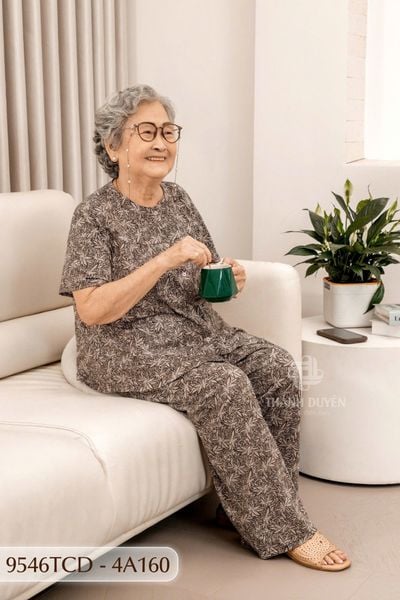 9546TCD -  Đồ bộ bông cho bà mặc nhà Thành Duyên chất liệu Thun cao cấp, cổ tròn, tay ngắn, quần dài (2025/1)