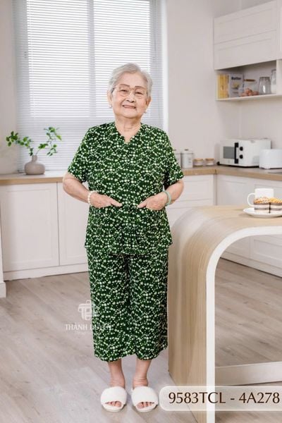 9583TCL -  Đồ bộ bông cho bà mặc nhà Thành Duyên chất liệu Thun cao cấp, cổ tàu, tay ngắn, quần lửng(4G)