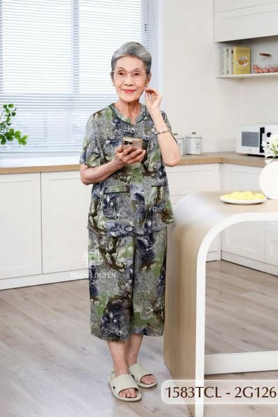 1583TCL(F) Đồ bộ Tole cho bà mặc nhà Thành Duyên, cổ tròn, tay ngắn, quần lửng, không rút, thoáng mát(06-23)