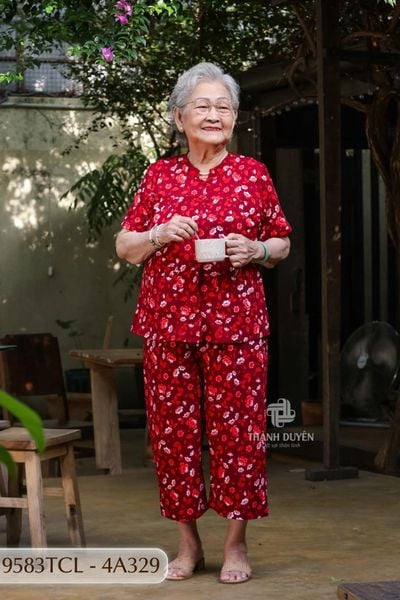 9583TCL -  Đồ bộ bông cho bà mặc nhà Thành Duyên chất liệu Thun cao cấp, cổ tàu, tay ngắn, quần lửng(4G)