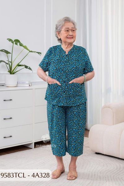 9583TCL -  Đồ bộ bông cho bà mặc nhà Thành Duyên chất liệu Thun cao cấp, cổ tàu, tay ngắn, quần lửng(4G)