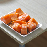 Cá hồi cắt khối đông lạnh