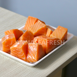 Cá hồi cắt khối đông lạnh