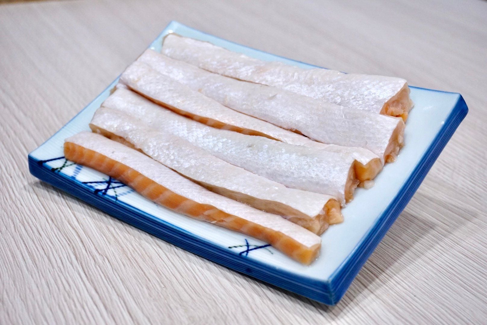  Lườn cá hồi đông lạnh 