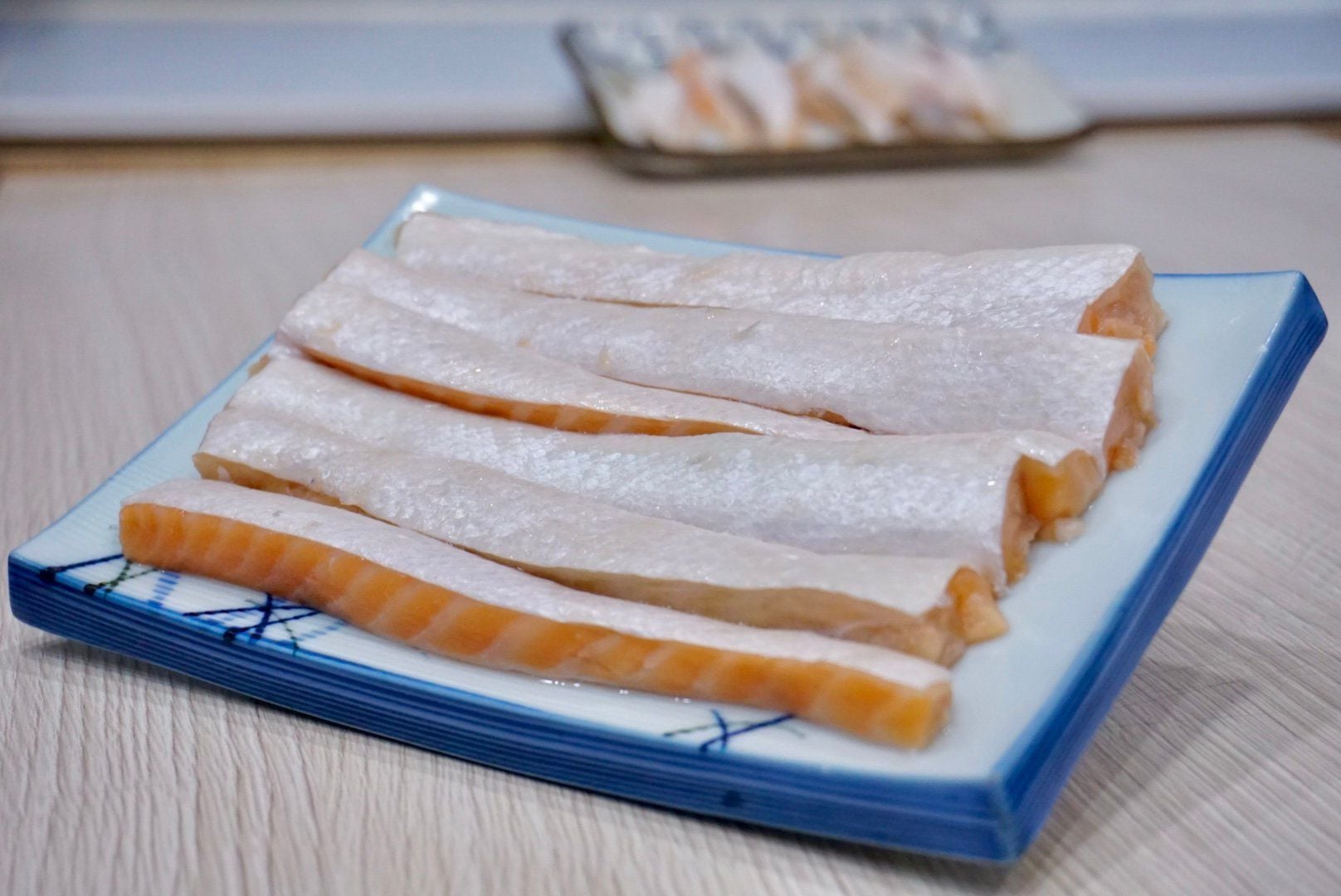  Lườn cá hồi đông lạnh 