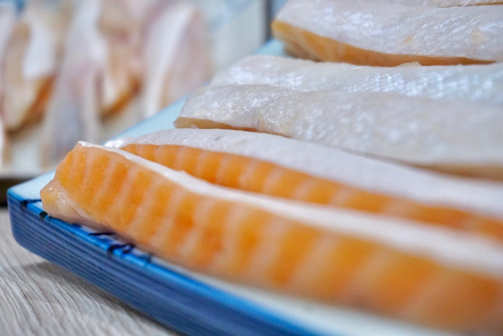  Lườn cá hồi đông lạnh 