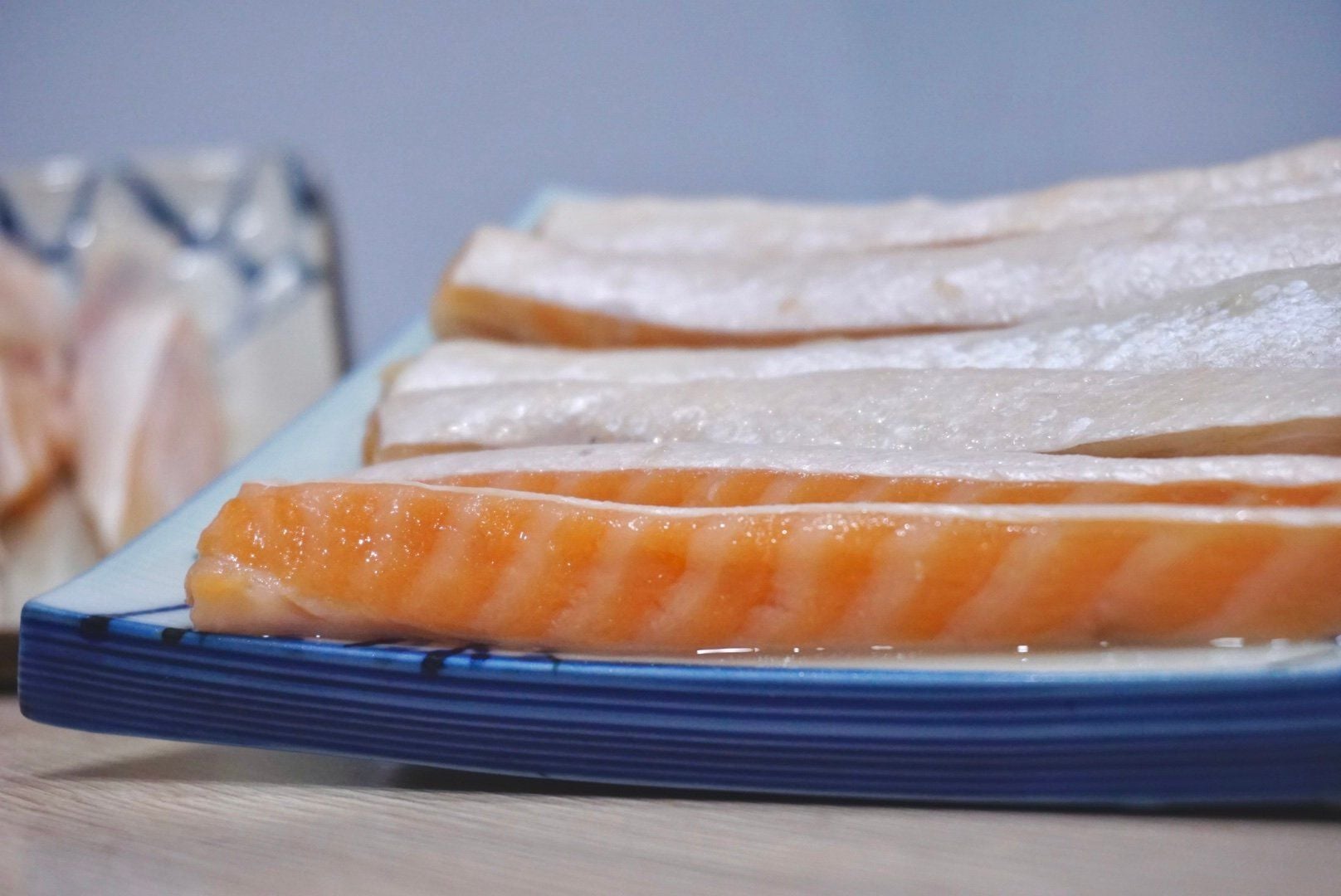  Lườn cá hồi đông lạnh 