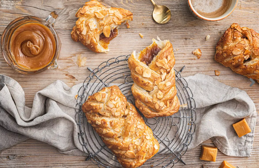  Bánh Caramel muối Banquet D'or đông lạnh 95g x 4 cái 