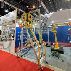 Thang Nhôm Bệ Đứng Có Tay Vịn Có Thể Gấp Gọn Tải Trọng 150kg