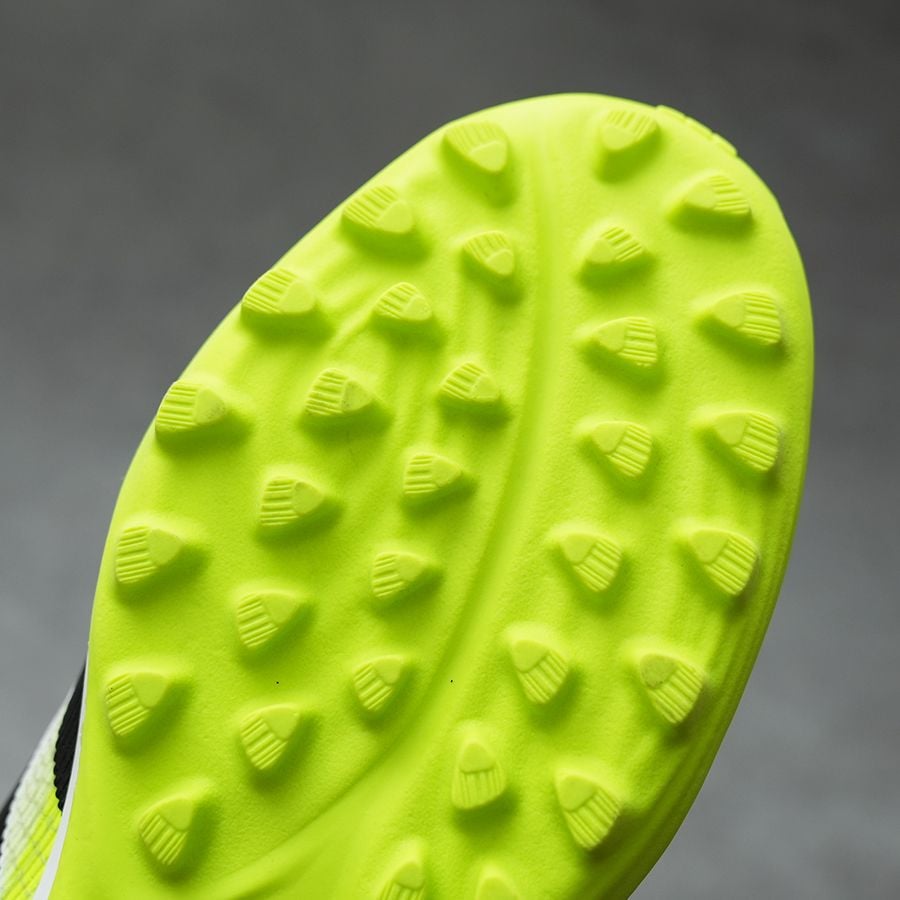 ADIDAS PREDATOR 25 LEAGUE LƯỠI GÀ LẬT TF - JQ1072 - TRẮNG/ĐEN/VÀNG