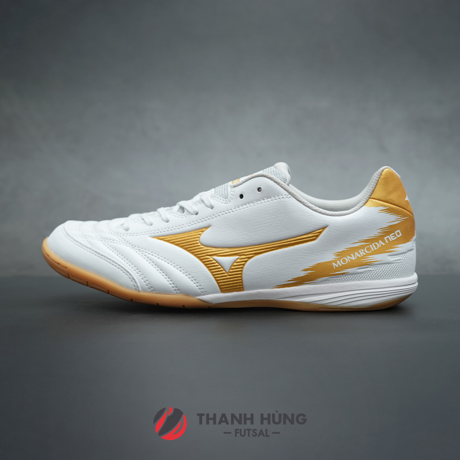 MIZUNO MONARCIDA NEO SALA PRO IN - Q1GA232152 - TRẮNG/VÀNG