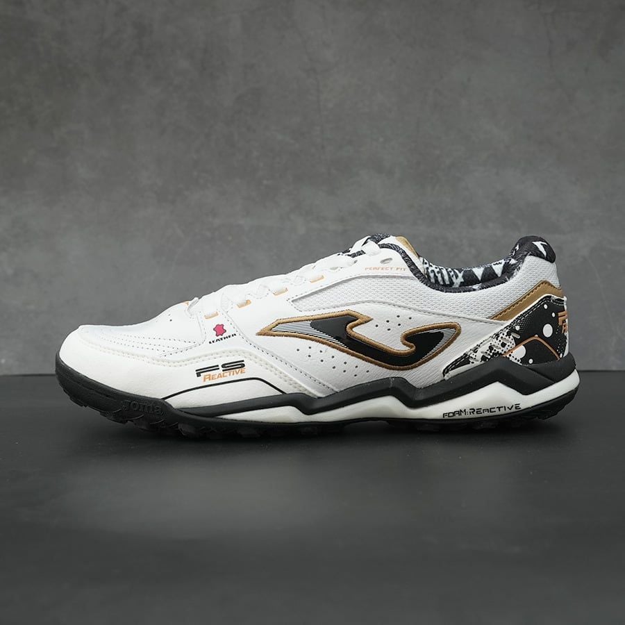 JOMA FS REACTIVE TF 2402 - TRẮNG/ĐEN CHẤM BI