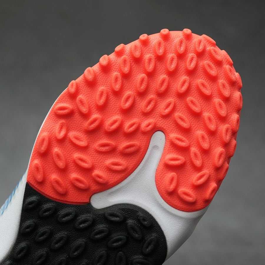 PUMA FUTURE 8 PRO CAGE - 108592-01 - TRẮNG/CAM