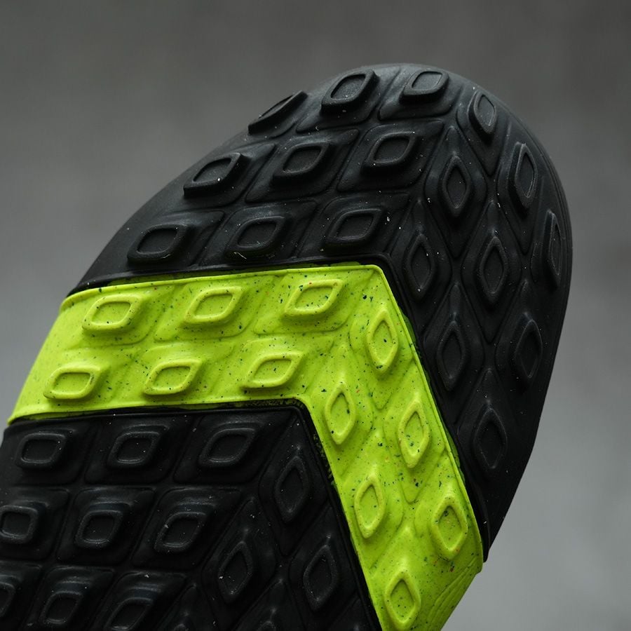 NIKE ZOOM MERCURIAL VAPOR 16 PRO TF - FQ8687-300 - VÀNG CHANH/ ĐEN