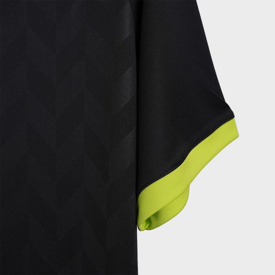 BỘ QUẦN ÁO BÓNG ĐÁ HUMMEL - TFEU9037 - ĐEN