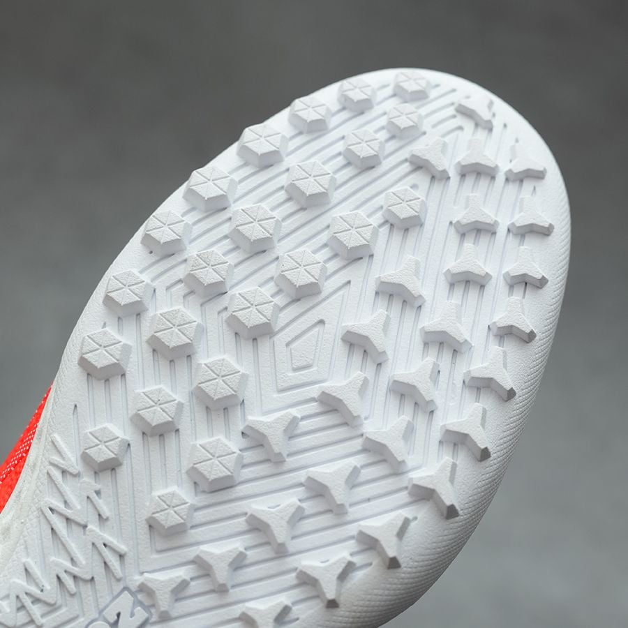 ZOCKER INSPIRE PRO 2 TF SNS 009 - ĐỎ/TRẮNG