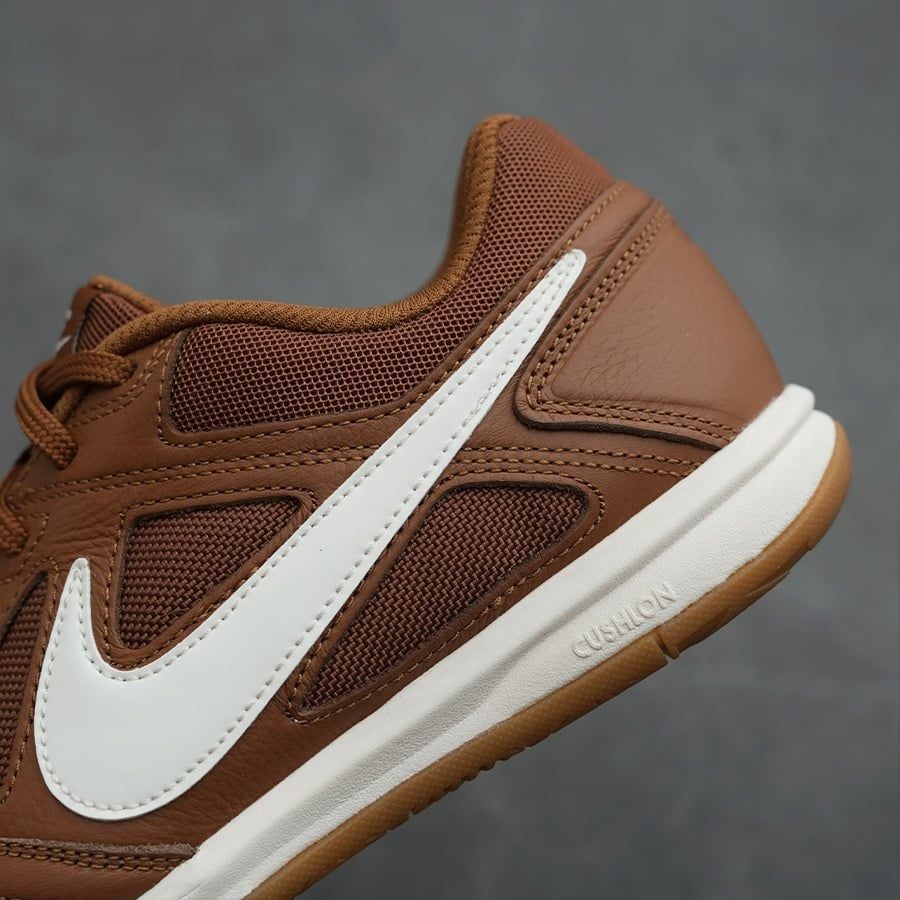NIKE GATO IC - HQ6019-200 - NÂU/TRẮNG