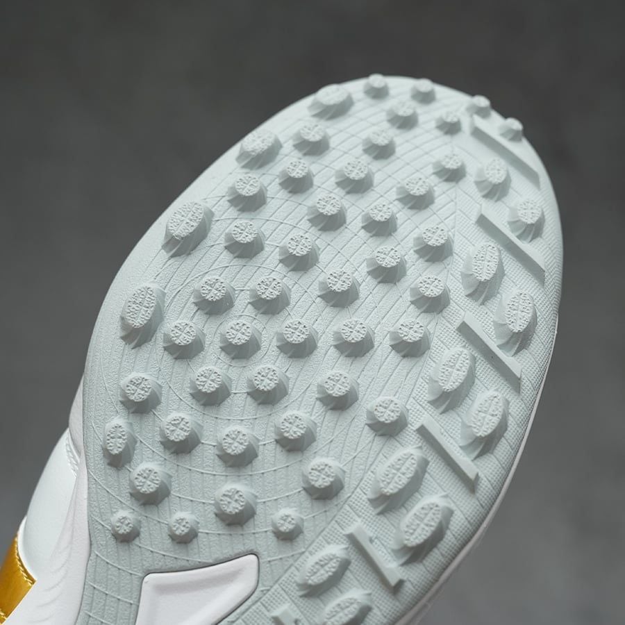 MIZUNO MORELIA SALA JAPAN TF - Q1GB260250 - TRẮNG/VÀNG