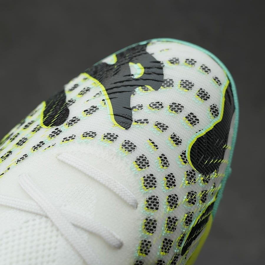 PUMA FUTURE 9 MATCH CREATIVITY TT - 108953-01 - TRẮNG/XANH/ĐEN