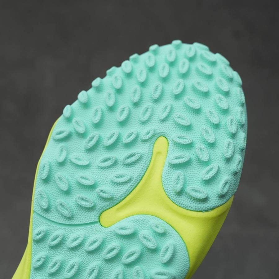 PUMA FUTURE 9 MATCH CREATIVITY TT - 108953-01 - TRẮNG/XANH/ĐEN