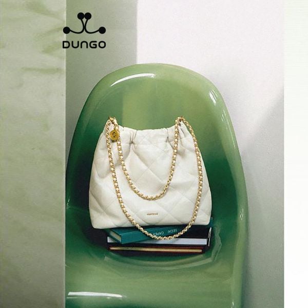  Túi Bucket JU173116-48 Da Chần Mềm Trắng Quai Xích 