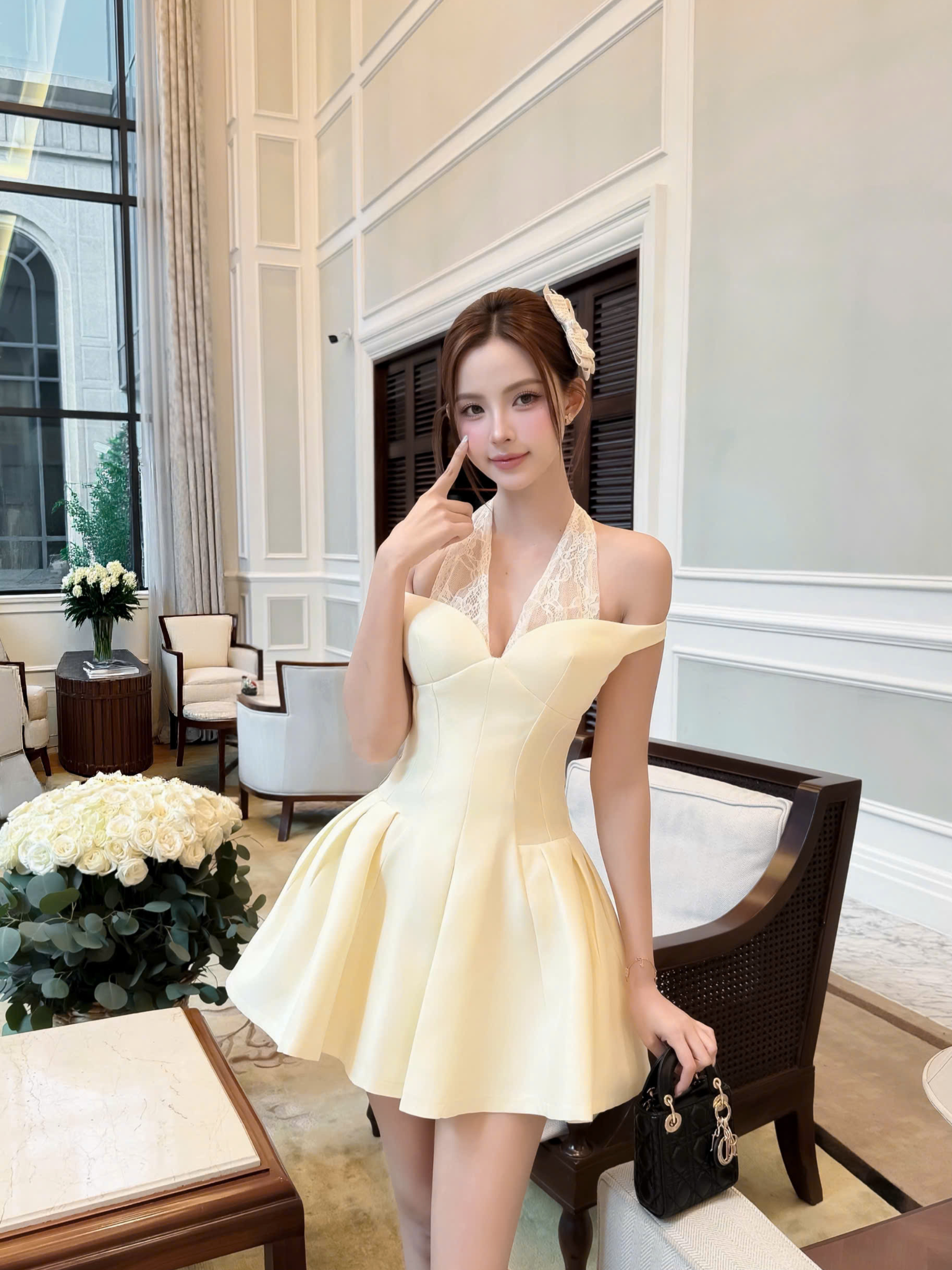 เดรส บาน BẸT ไหล่ ตัดลูกไม้ อก