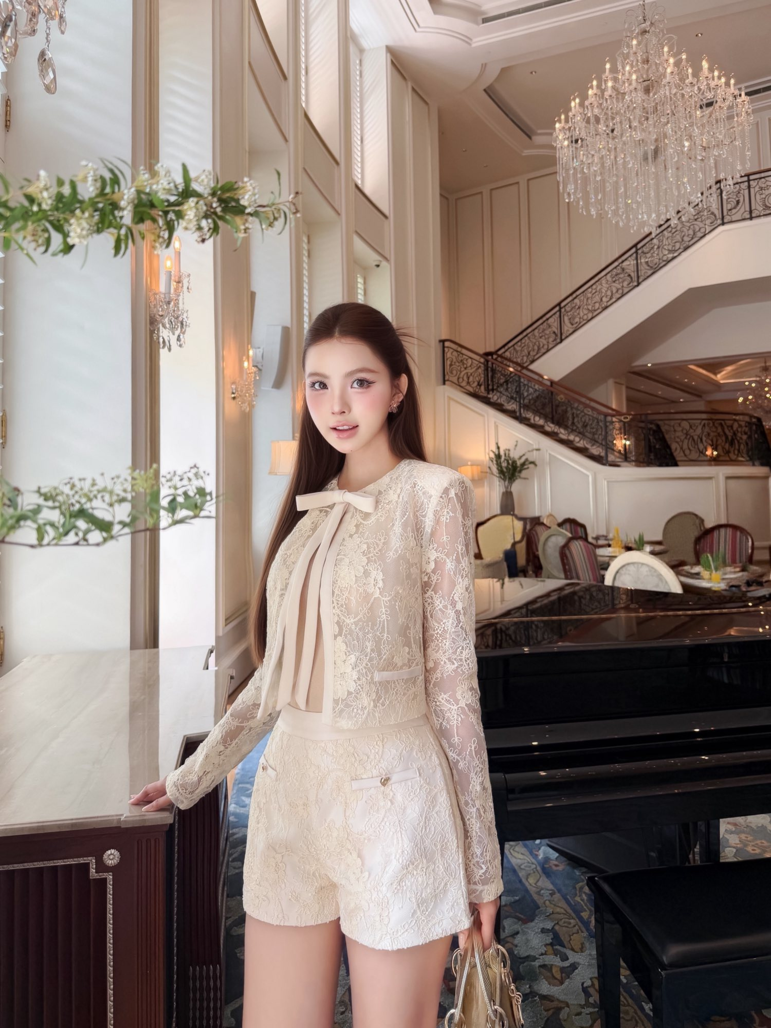 เซ็ต 3 MÓN ลูกไม้ โบว์ อก กางเกง ขาสั้น