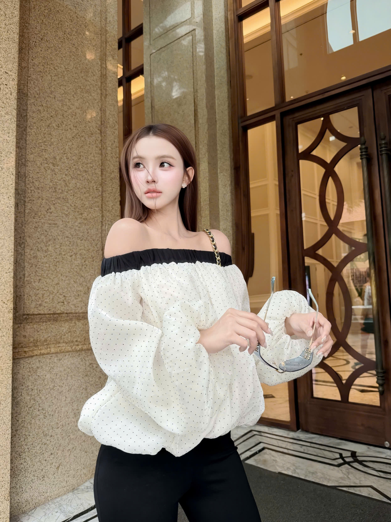 เสื้อ BẸT CHẤM BI
