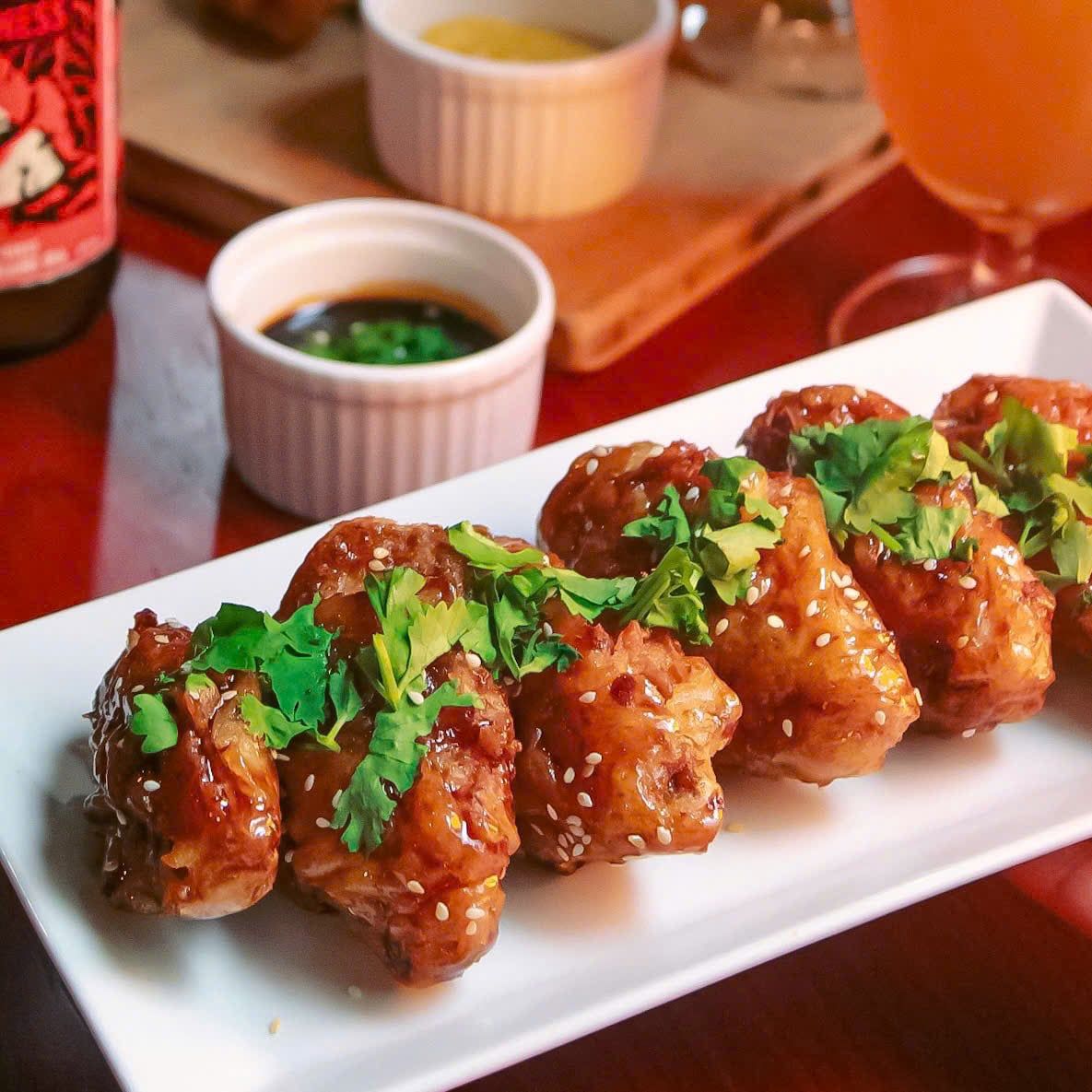  K-Town Wings (Small) 