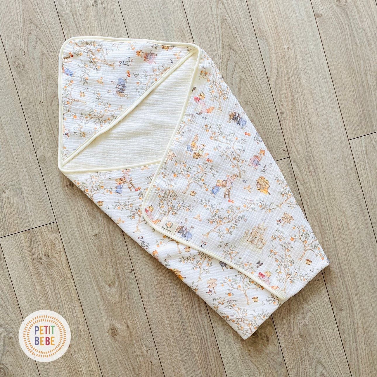  Choàng ủ sơ sinh có mũ PETIT BEBE muslin 4 lớp 