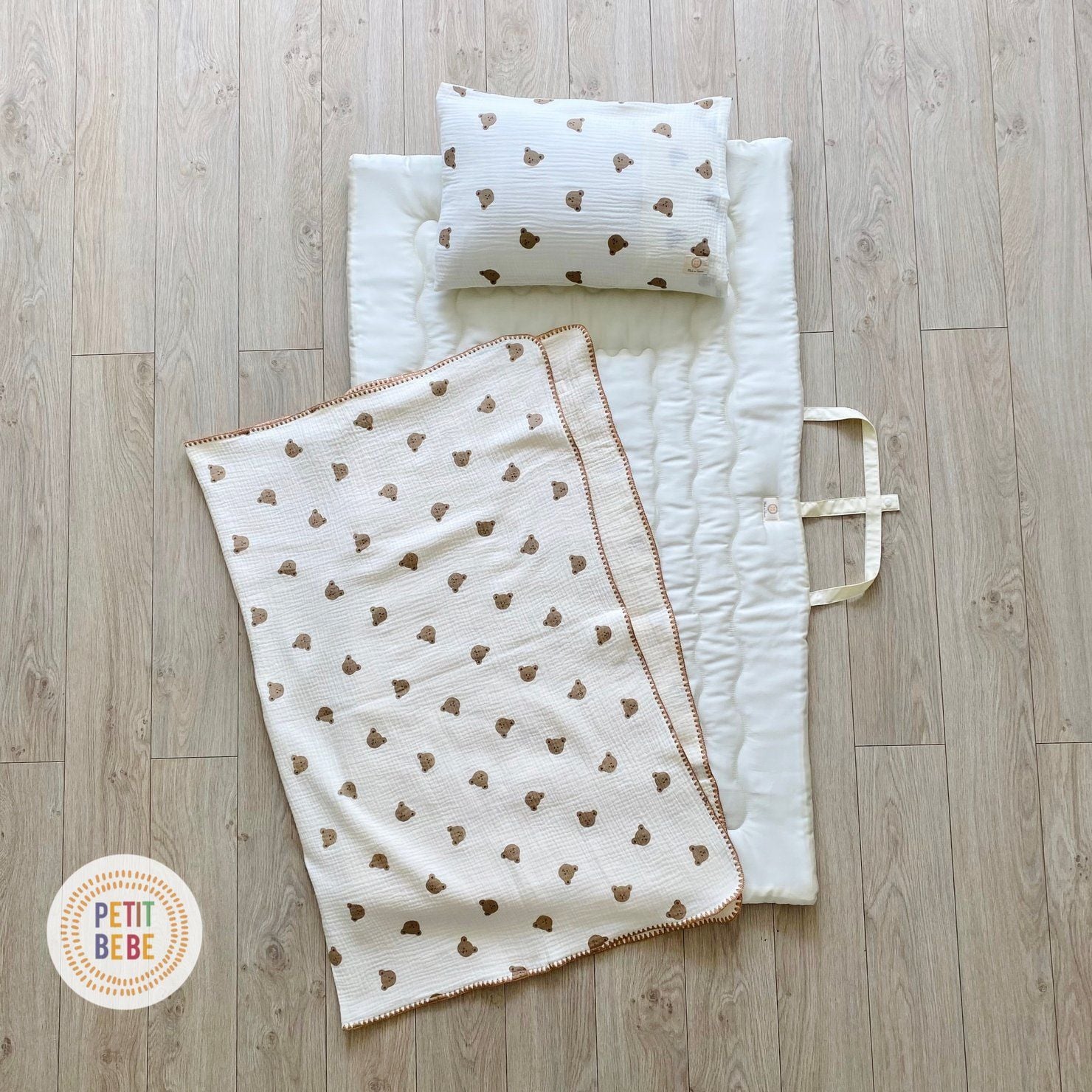  Set chăn gối đi học Petit Bebe 3 món Tấm lót | Gối nằm | Chăn hè 
