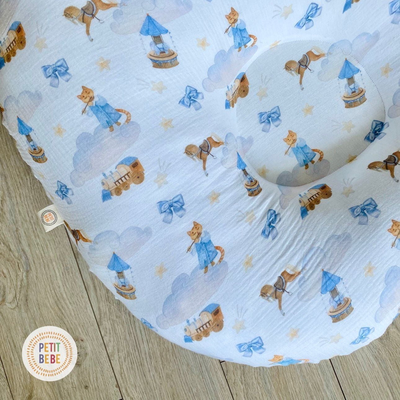  Gối chống trào Ngựa Con 