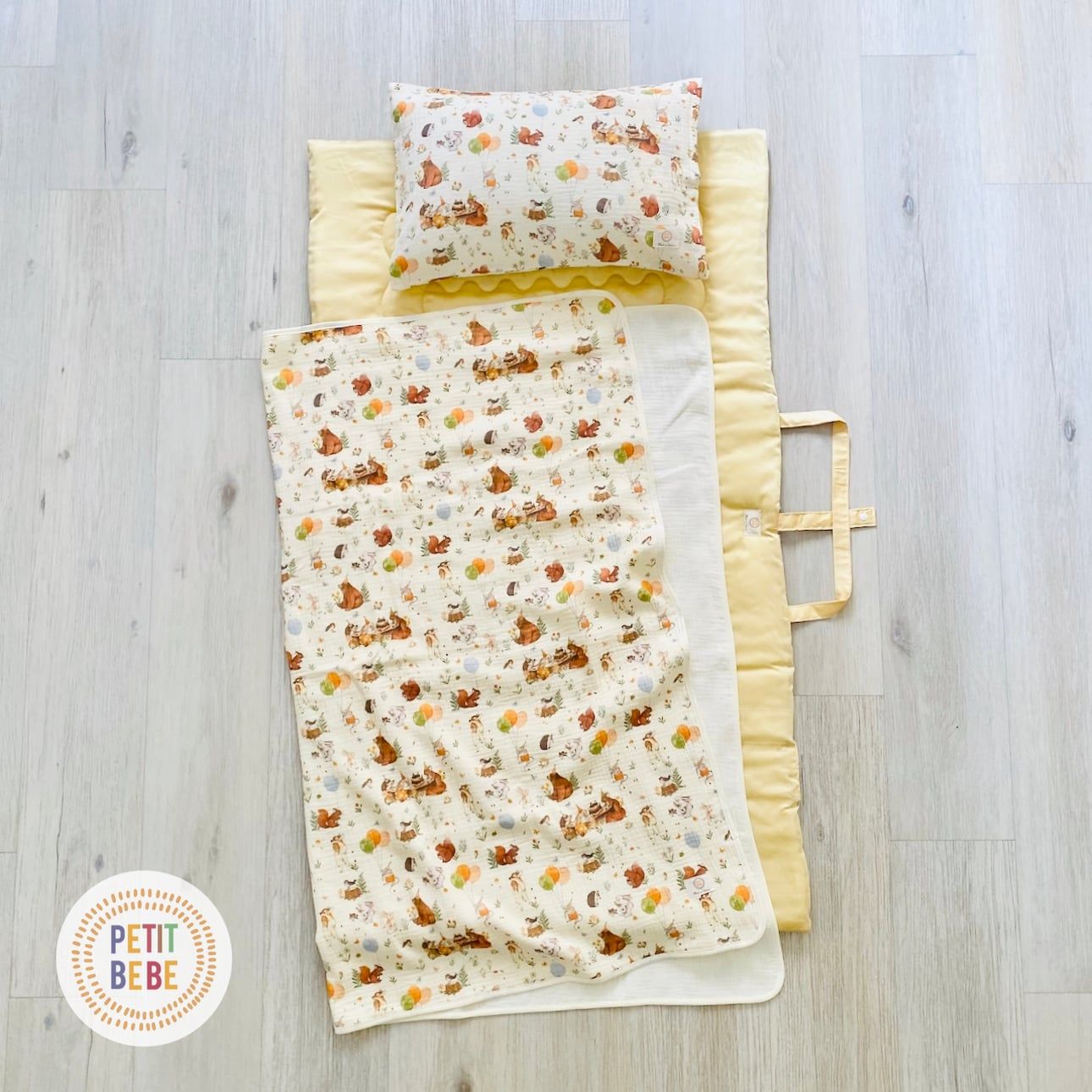  Set chăn gối đi học Petit Bebe 3 món Tấm lót | Gối nằm | Chăn hè 