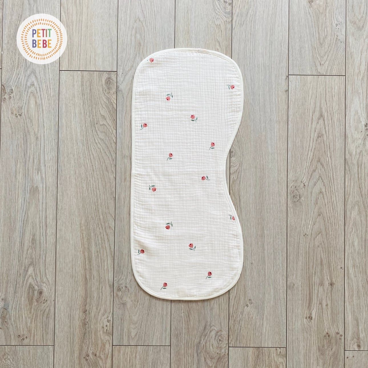  Khăn lót vai hỗ trợ vỗ ợ hơi cho bé Petit Bebe 
