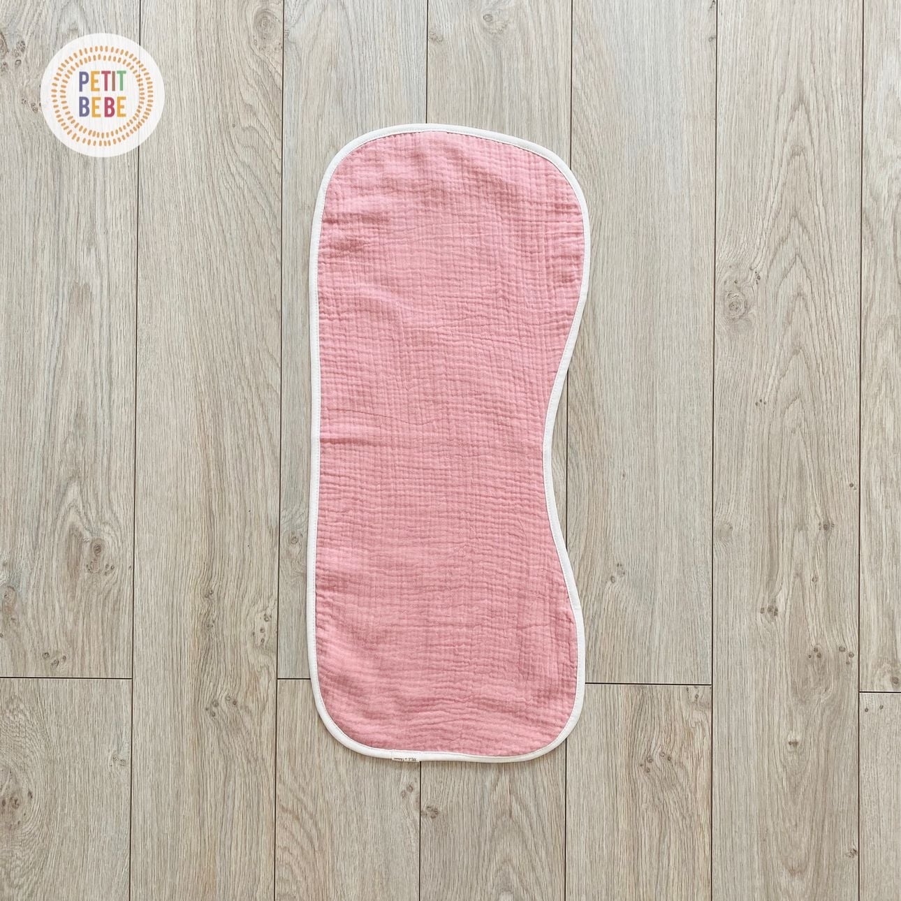  Khăn lót vai hỗ trợ vỗ ợ hơi cho bé Petit Bebe 