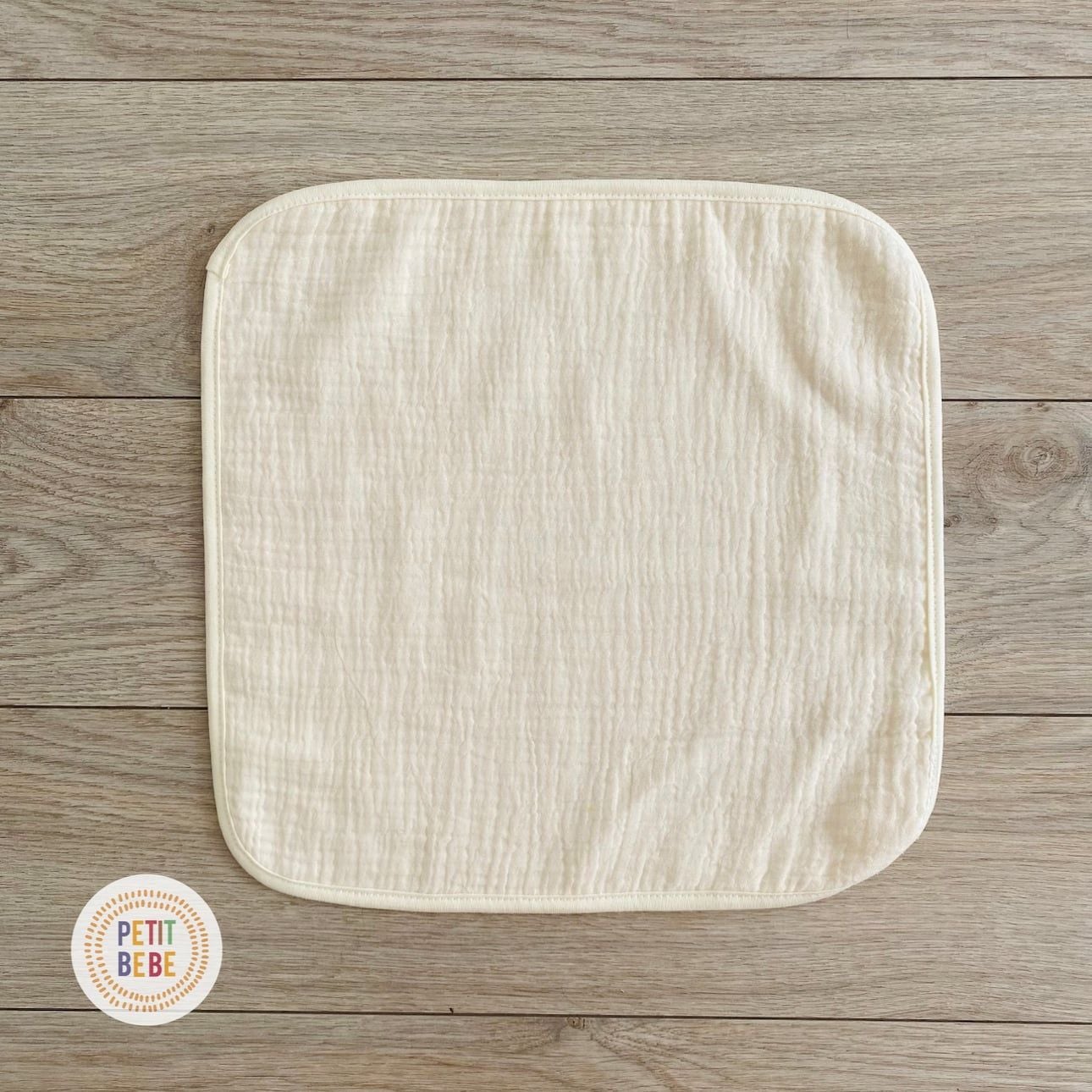  Khăn mặt kích thước lớn 30x30cm cho bé Petit Bebe 