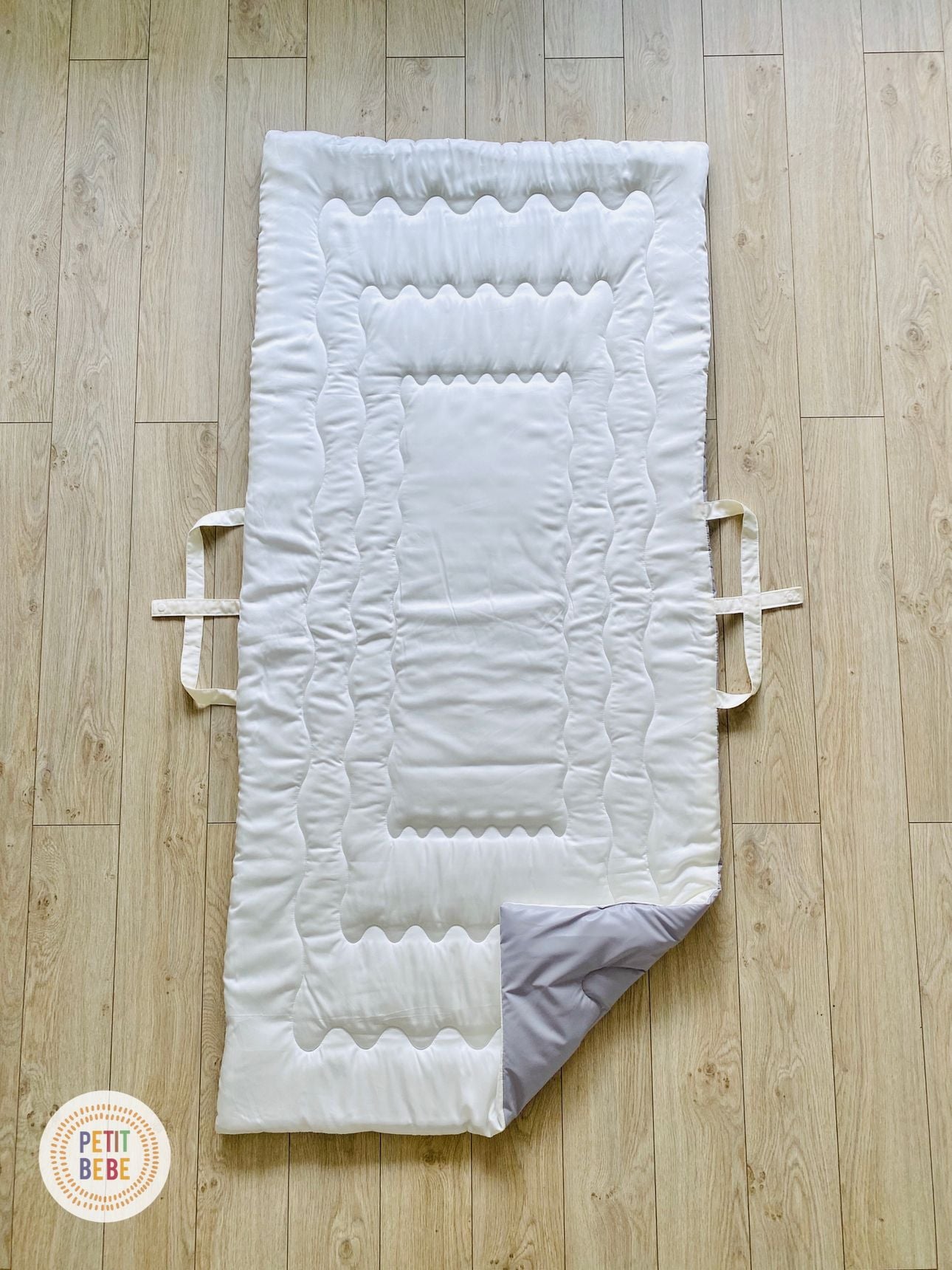  Tấm trải đa năng 75x160cm tencel 60s có quai xách gấp gọn cho bé 