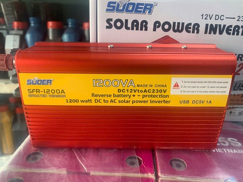  Chuyển nguồn Suoer sóng vuông SFR-1200A (12V-220V) 