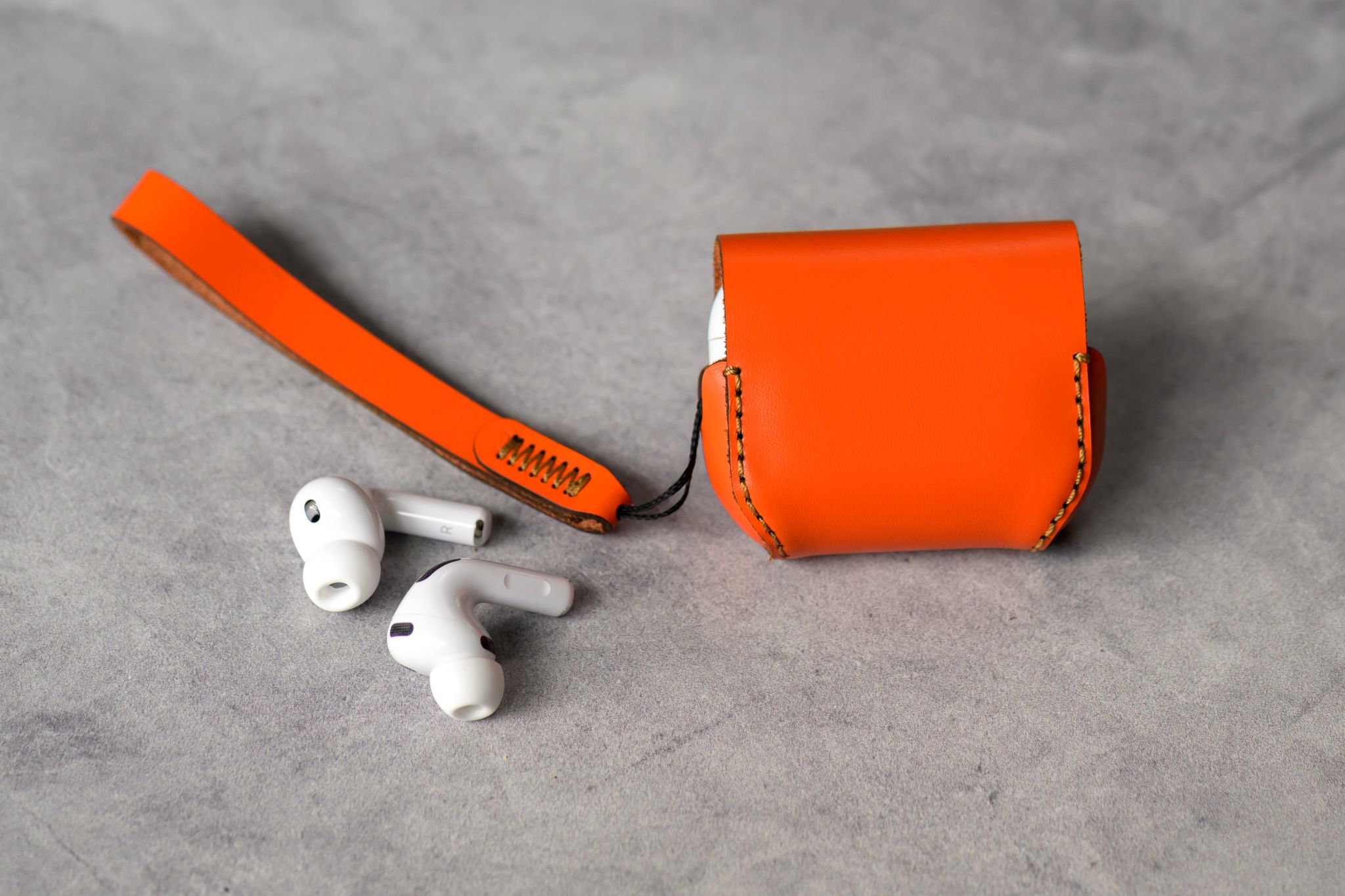  Bao da SEN nút bấm Apple Airpods Pro 3 