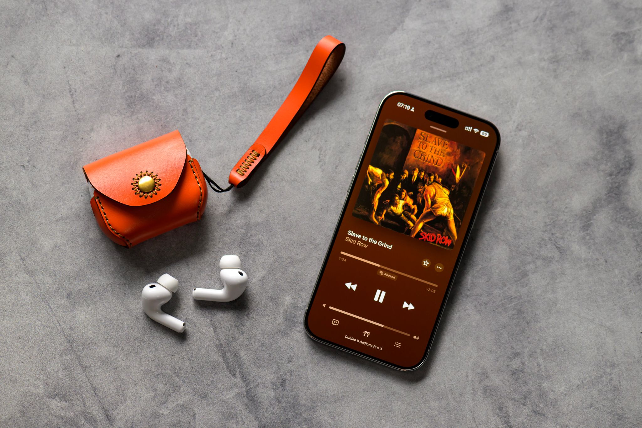  Bao da SEN nút bấm Apple Airpods Pro 3 