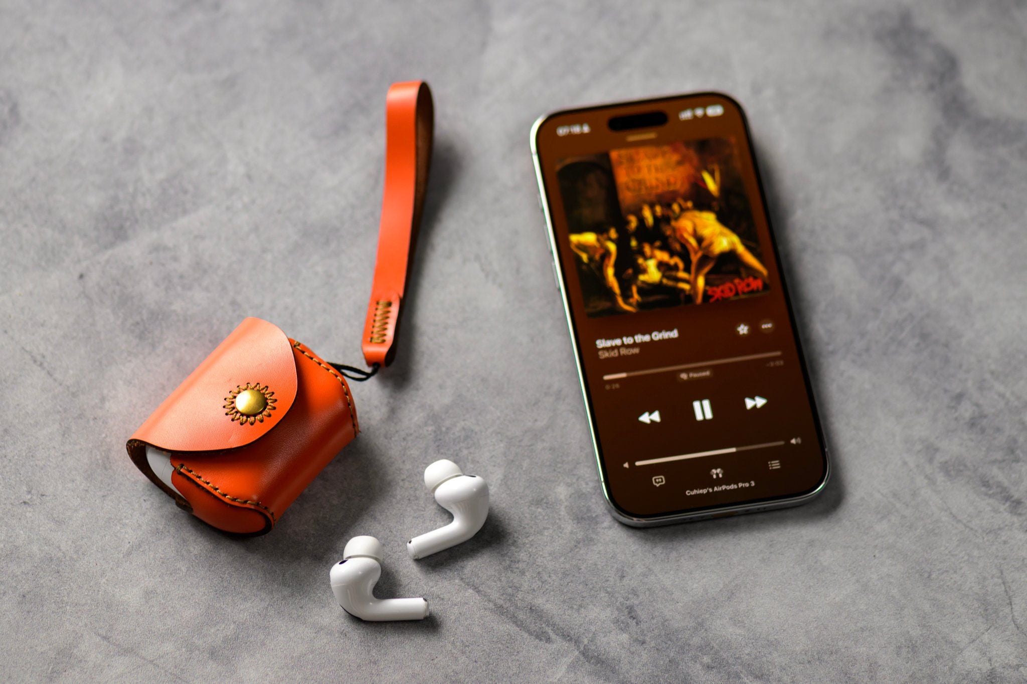  Bao da SEN nút bấm Apple Airpods Pro 3 